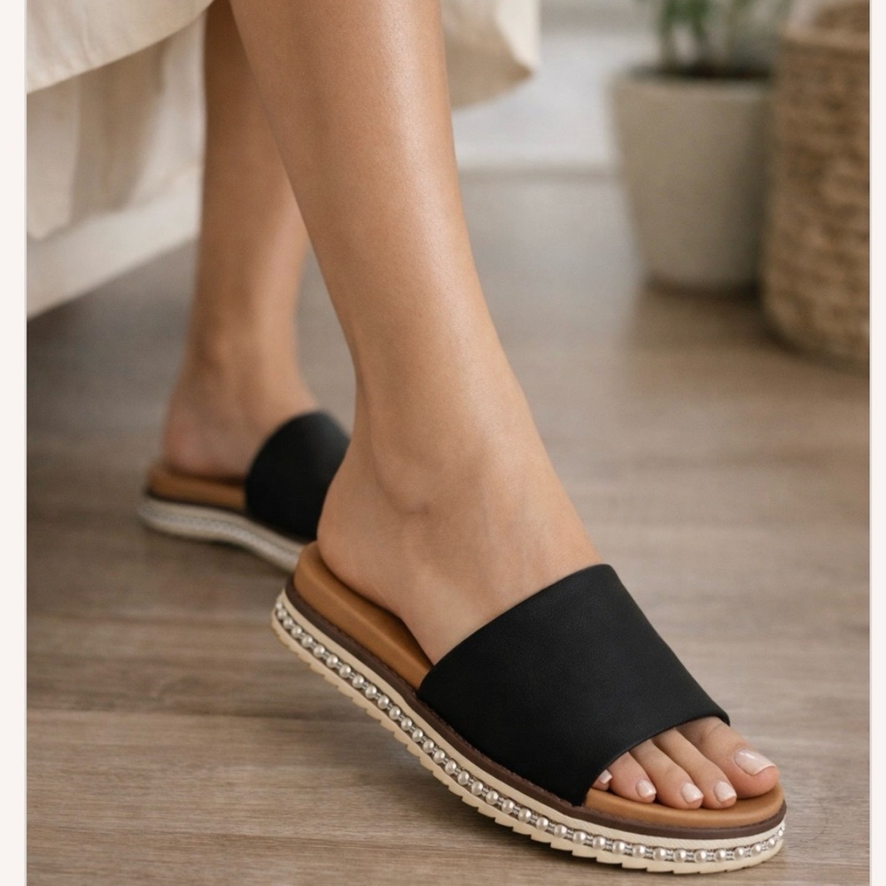 White Mountain Slides. Size 9M